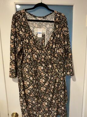 Ultra Flirt Floral Two-Piece Set in Gray and Peach